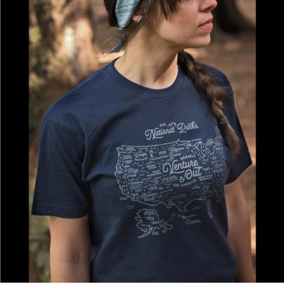 Vintage Tops - The Landmark Project national parks map graphic printed 100% cotton t-shirt